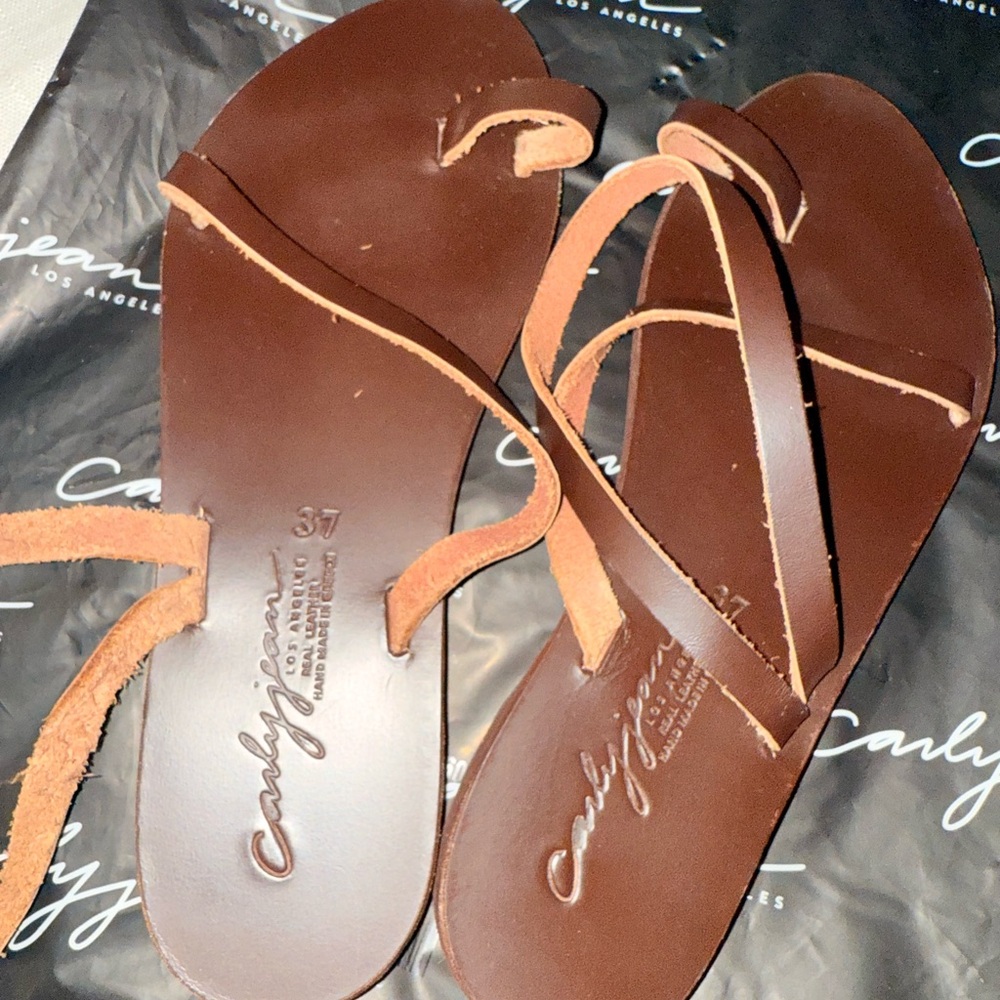 Carly Jean Los Angeles Rhode Sandals - Picture 2 of 8